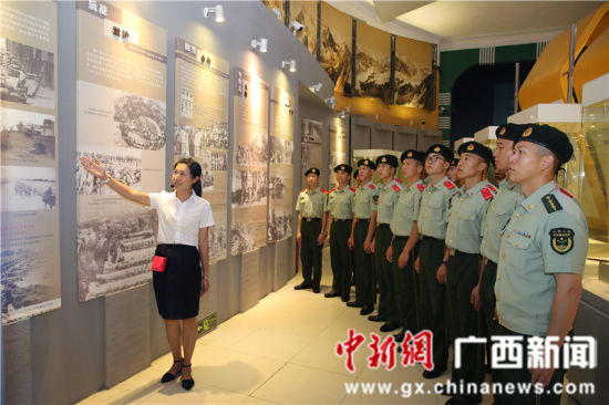 武警柳州市支队与柳州市军事博物园联建红色 