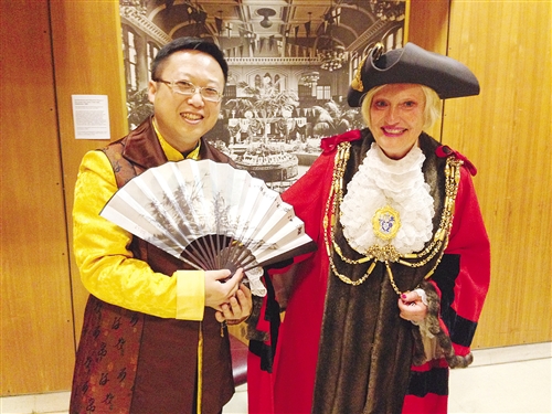 英国华夏文化协会见缝插针 推介广西旅游文化